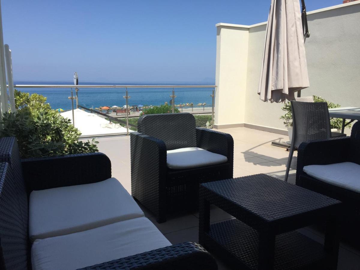 Il Gabbiano - Case Vacanze Capo dʼOrlando Dış mekan fotoğraf